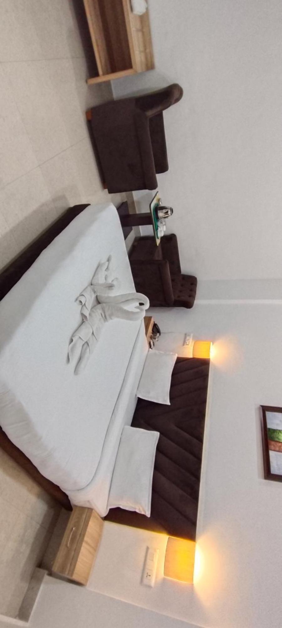 Hotel Lakeview By Bookingcare Chhatarpur Exterior photo